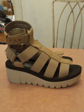 Fly London Women's Beige Platform Gladiator Sandals